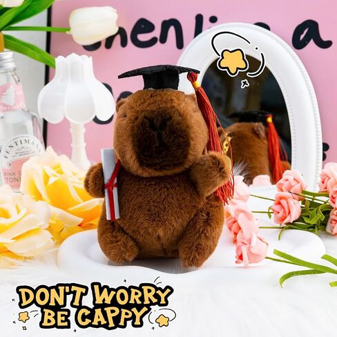 تخرج أفخم حشو حيوان لطيف Capybara keychain 2025 هدايا التخرج من أجله في كلية الثانوية كاوي كابيبارا الاشياء مع قبعة البكالوريوس والتمرير in Saudi Arabia