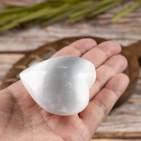 2 PC Selenite Heart Palm Stone ، بلورات على شكل قلب وحجارة شفاء الحجارة الحجرية للقلق وتخفيف الإجهاد - شفاء البلورات للتأمل ، Reiki ، الهدايا الروحية والبلورية in Kuwait