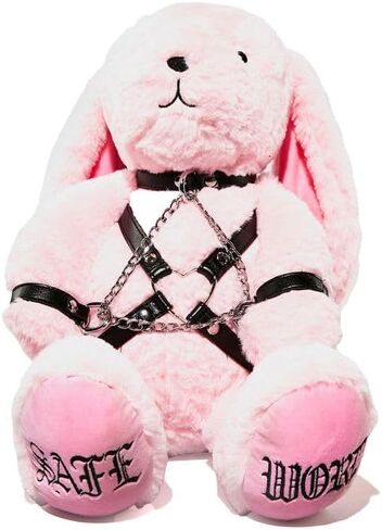 دمى تقتل حقيبة ظهر للأرنب من قبل الأرملة - أرملة أفخم مع ملابس عبودية جلدية نباتية وحجم واحد in Saudi Arabia