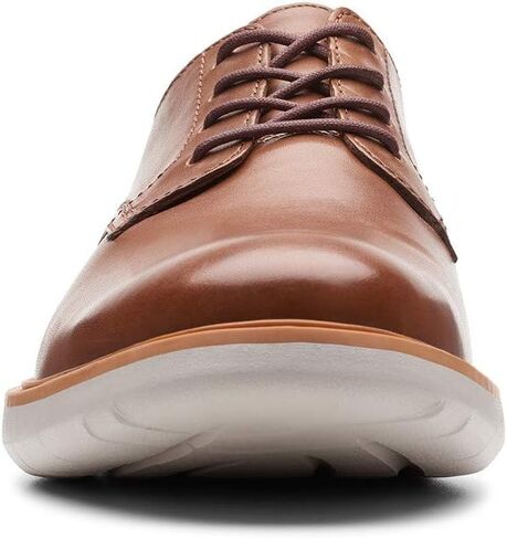 حذاء أوكسفورد الرجالي D Lace من Clarks in Kuwait
