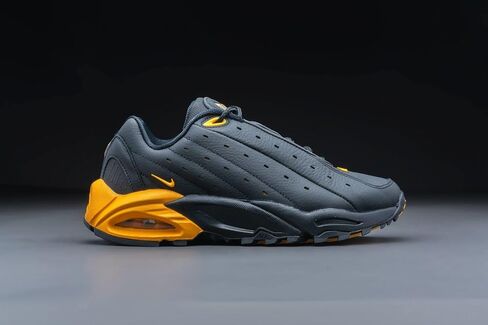 Nike Mens Hot Step Air Terra x NOCTA DH4692 002 Black University Gold - Size 10.5 in Saudi Arabia