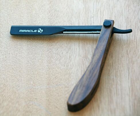 MIRACLE Straight Razors for Men, Straight Edge Razor Shaving Kit, Mens Straight Razor Compatible with Disposable Single Edge Steel Blades in Saudi Arabia