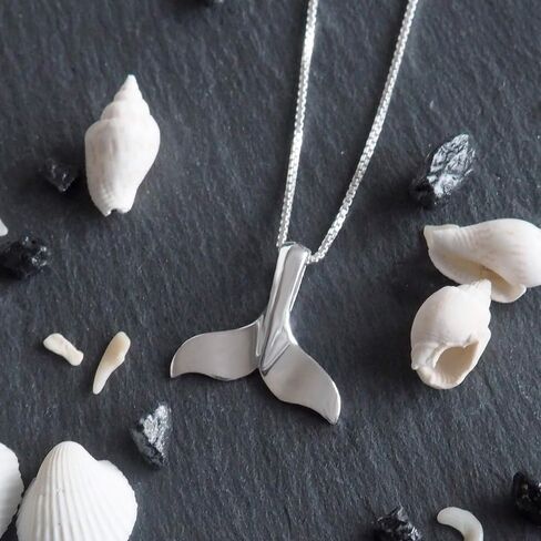 Sterling Silver Plain Whale Tail Pendant Necklace with Chain in Saudi Arabia