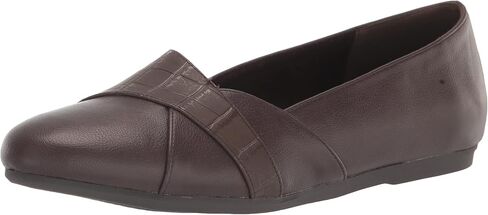 Easy Street Women's Bessie Sneaker in Saudi Arabia