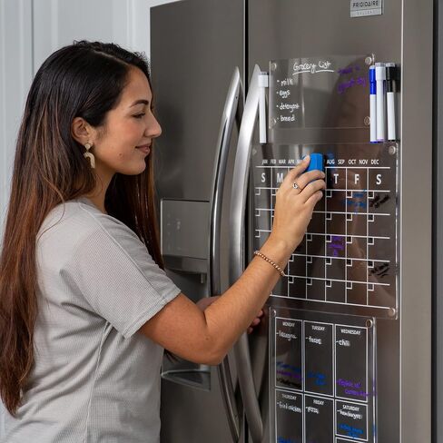 3 لوحات تخطيط تقويم أكريليك أبيض شفاف للثلاجة مكون من 8 قطع. مخطط شهري، تقويم مغناطيسي أسبوعي، لوح مسح جاف فارغ للثلاجة، علامات مغناطيسية، ممحاة in Saudi Arabia