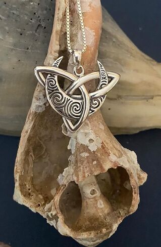 Jewelry Trends Sterling Silver Celtic Triquetra Moon Goddess Trinity Knot Pendant Necklace 18" in Saudi Arabia