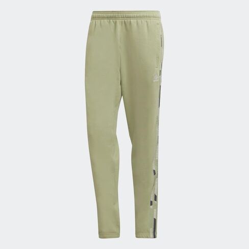 adidas Originals Men's Graphics Camo Sweatpants in Saudi Arabia