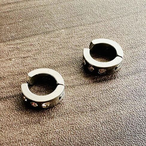 Punk Rock Stainless Steel Three Cubic Zirconia Huggie Ear Clip On Earrings in Saudi Arabia