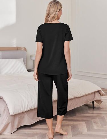 Ekouaer Womens Pajama Sets Soft Cotton Pj Short Sleeve Top with Capri Pants Sleepwear 2 Piece Print Loungewear,S-XXL in Kuwait