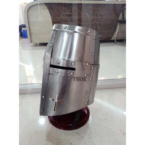 Medieval Templar Crusader Knight Armor Helmet with Wooden Stand Greek Roman Medieval Knight Helmet Crusader Helmet Templar Helmet Mason Brass Armour Accessories Wearable for Adult Costumes