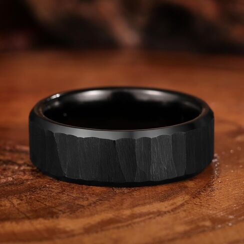 Mens Tungsten Wedding Bands Hammered Ring 8mm Classic Black/Gold/Silver Wedding Rings with Beveled Edges Comfort Fit Jewelry Gift for Him Size 7-13 in Saudi Arabia