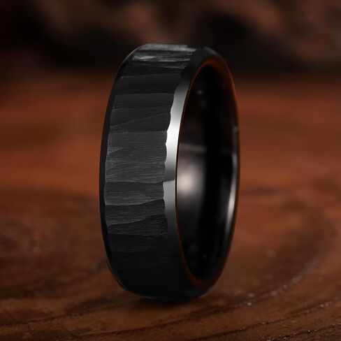 Mens Tungsten Wedding Bands Hammered Ring 8mm Classic Black/Gold/Silver Wedding Rings with Beveled Edges Comfort Fit Jewelry Gift for Him Size 7-13 in Saudi Arabia