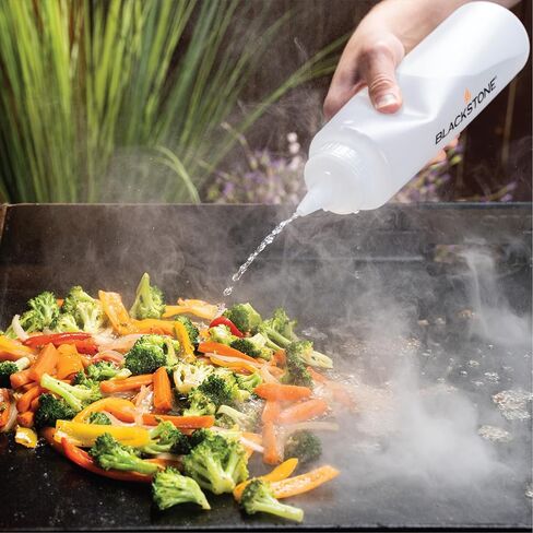 Blackstone 5071 Premium Leak-Free 32 oz Large Set of 2 Durable Clear Food Dispenser Squeeze Squirt Bottle Griddle Accessory with Cap for Sauces, Oil, Condiments,Salad Dressings, Water in Saudi Arabia