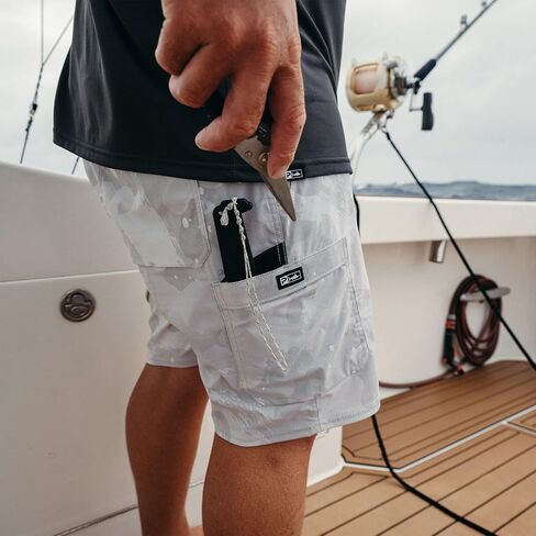 Pelagic Madeira Cargo Hybrid Shorts 20 " in Kuwait