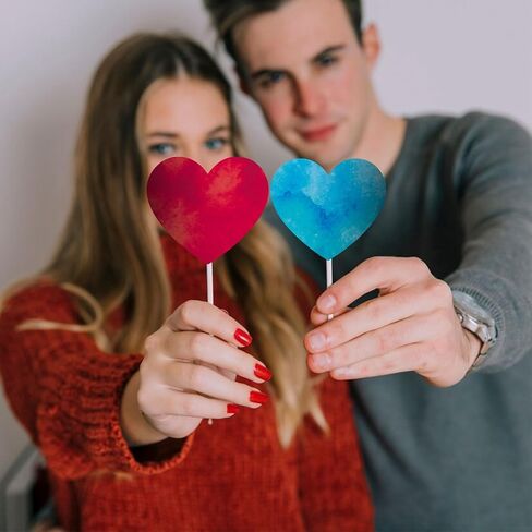 54 PCS Paper Heart Atouts ، Double Valentine Day Class Classroom Bulletin Poard Secorts Party Supplies (Heart Watercolor) in Kuwait