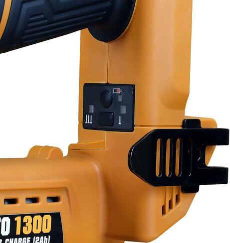Freeman PE20VFS16 20 Volt Cordless 16-Gauge 1" Fencing Stapler Kit with Lithium Ion Battery, Charger, and Bag – 1300 Shots per Charge in Saudi Arabia