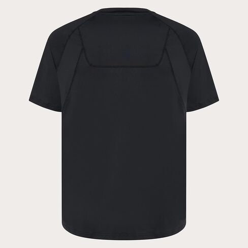 أوكلي للرجال Repreve القطع الناقص القصير Rashguard in Kuwait