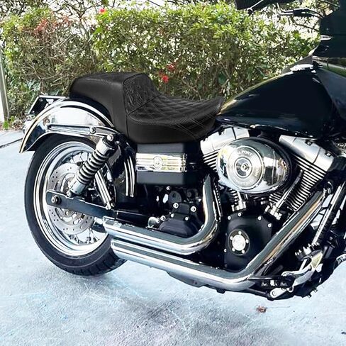مقعد سائق من قطعة واحدة من مقعد دراجة نارية على دراجة نارية من قطعة واحدة من Harley Dyna Super Glide Street Bob Wide Glide Fat Bob Low Rider Switchback 2006-2017 (Black Stitching) in Kuwait