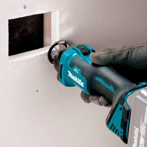 Makita XOC02Z 18V LXT® Lithium-Ion Brushless Cordless Cut-Out Tool, AWS™ Capable, Tool Only in Saudi Arabia