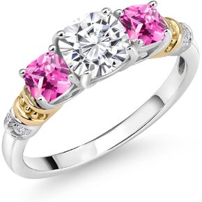 Gem Stone King 925 Silver and 10K Gold Gold Goldstone Birthstone Moissanite and Diamond 3 Stone Ring للنساء | وسادة 6mm و 4mm | متوفر بأحجام من 5 إلى 9