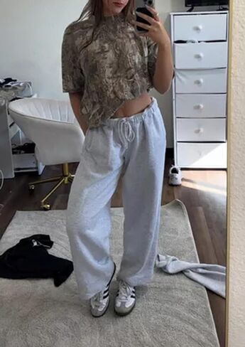 Camo Print Oversized T Shirts for Women Short Sleeve Graphic Print Crew Neck Baggy Shirts Cute Tunic Tee Tops in Kuwait