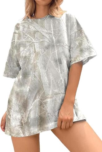 Camo Print Oversized T Shirts for Women Short Sleeve Graphic Print Crew Neck Baggy Shirts Cute Tunic Tee Tops in Kuwait