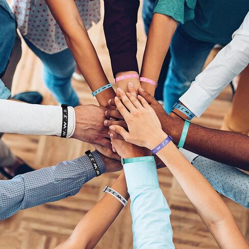 18pcs حزمة سوار مسيحية WWJD للنساء الرجال ، ويسوع هدايا معصم ، أساور WWJD - ماذا سيفعل يسوع سوار in Kuwait