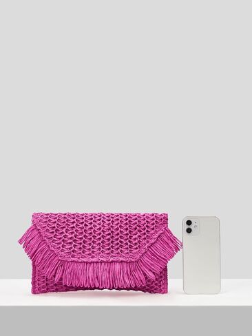 Floerns Women's Woven Straw Envelope Fringe Trim Rattan Beach Clutch Handbag in Saudi Arabia