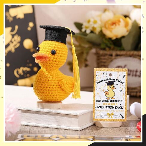 Gerrii 3 Pack 2025 Graduation Grad Crochet Duck Decoration with Congratulation Cards Arganza Bags Higds for the He Middle School College Grad Fass (Black) in Saudi Arabia