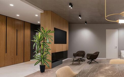 شجرة دراكاينا الاصطناعية 5 أقدام ، نبات مزيف مع زارع أبيض طويل القامة ، أشجار الأرضية اليوكا فو ، نباتات الحرير الاصطناعية للمكاتب المنزلية الداخلية ديكور هدية المنزل in Kuwait