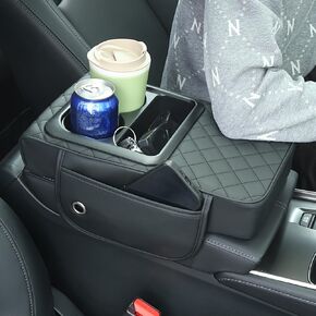 Universal Car Armrest Cushion Organizer - PU Leather Center Console Pad مع حامل كوب ، تخزين الهاتف والجيوب الجانبية ، غطاء مسند الذراعين متعدد الوظائف لمعظم المركبات