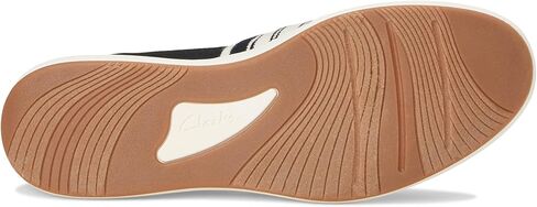 Clarks Women's Breeze Sky Mist Loafer in Saudi Arabia