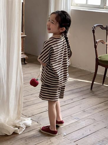 Girls 2 Piece Outfits Summer Girls Striped Batwing Sleeve Top and Short Sets 2-10Y in Saudi Arabia