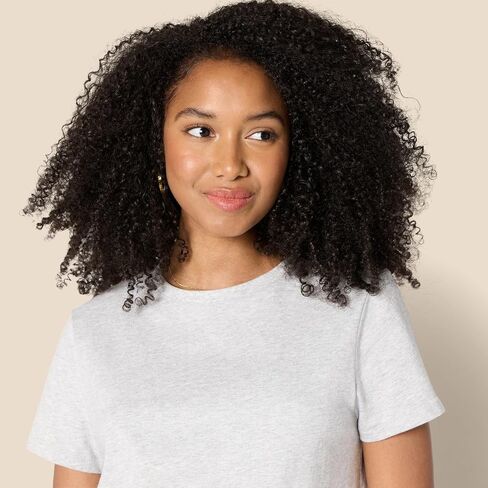 Amazon Essentials FIT المعتادة للسيدات 100 ٪ من القطن Crewneck تي شيرت قصير الأكمام ، متعددة الأدوات in Saudi Arabia