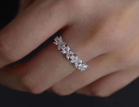 Exquisite Flower Shape Cubic Zirconia Eternity Wedding Engagement Band Single Row Diamond Ring for Women (US code 6) in Saudi Arabia