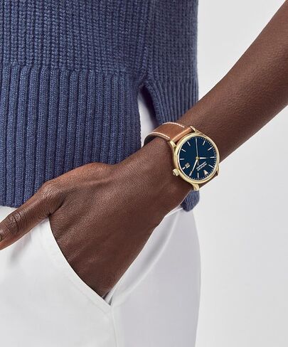 سلسلة Movado Heritage Series Calendoplan Men's Watch - حركة الكوارتز السويسرية ، حزام جلدي - 3 ATM Resistance - ساعة كلاسيكية وفاخرة للأزياء بالنسبة له - 40 مم - 40 ملم in Kuwait