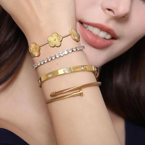 Lamdo 18K Gold Plated Womens Stackable Floral Gold Clover Bracelets Set Love Bangle Bracelets Non Tarnish, Gold Bracelet Set Trendy Jewelry,Gifts for Women's Day and Mother's Day in Kuwait