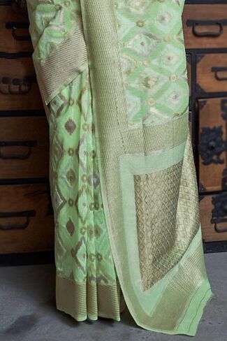 Women's Kanjivaram Soft Silk Saree With Blouse Piece 6.3metres in Saudi Arabia
