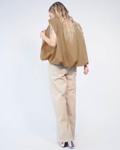 Women Cargo Vest Oversize Cropped Sleeveless Jacket Lightweight Ruffle Ruched Fashion Tops Summer Casual Zip Up Outfit in Saudi Arabia
