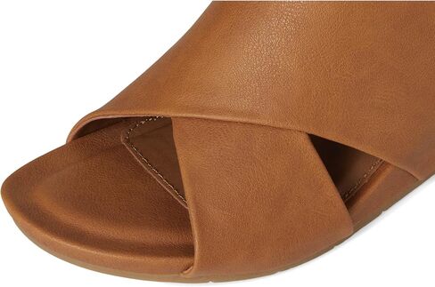 Eurosoft by Sofft Women's Rhonda Wedge Sandal in Saudi Arabia