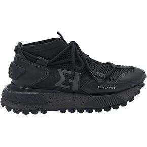 Elhann.h The NSJ Sneakers Mix من الحداثة والرسومات ، مع لمسة ديناميكية.