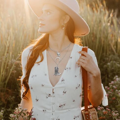 قلادة رعاة البقر الغربية من Boho Western Western For Women Head Moon Moon Contince Cowboy Boot Charm Jewelder Western Necklace Jewelry for Country Concert Admits in Kuwait