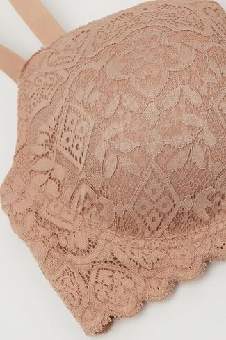 Woman's Sofia Lace Balconette Bra in Saudi Arabia