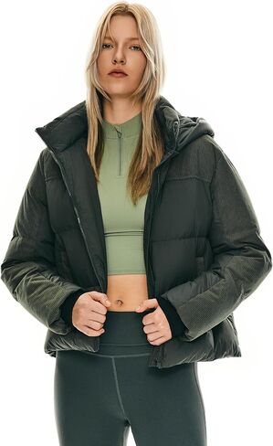 Orolay Women's Cropped Puffer Jacket Winter Hooded Zip Quilted Down Coat Warm Corduroy Fashion Outerwear with Pockets in Saudi Arabia