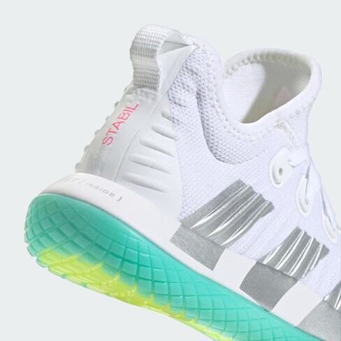 حذاء adidas Stabil Next Gen Primeblue نسائي واسع للاستخدام الداخلي in Saudi Arabia