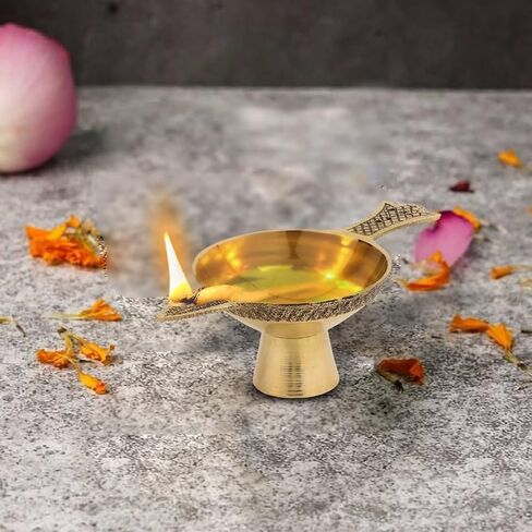 النحاس Akhand Laxmi Deepak Pital Diya /Deepak for Arti Puja - ديكور عناصر للمنزل ديكور Office Temple Pooja Decords (Pack of 2 Brass Akhand Diya) in Kuwait