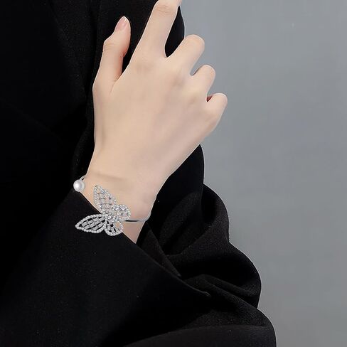 Pearl Bracelet for Women Dainty Gold Bangles Bracelet Prom Jewelry Rhinestone Bracelet Crystal Bracelet Wedding Jewelry for Brides Bridesmaid Gifts in Saudi Arabia