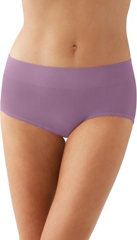 Wacoal Women's Feeling Flexible Seamless Brief in Saudi Arabia