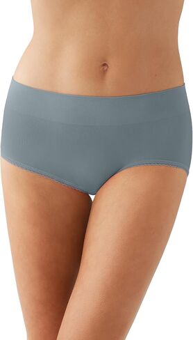 Wacoal Women's Feeling Flexible Seamless Brief in Saudi Arabia