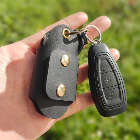 Men's Leather Key Holder - Minimalist Key Organizer and Handmade Leather Keychain, Compact Design to Keep Keys from Jingling in Kuwait
